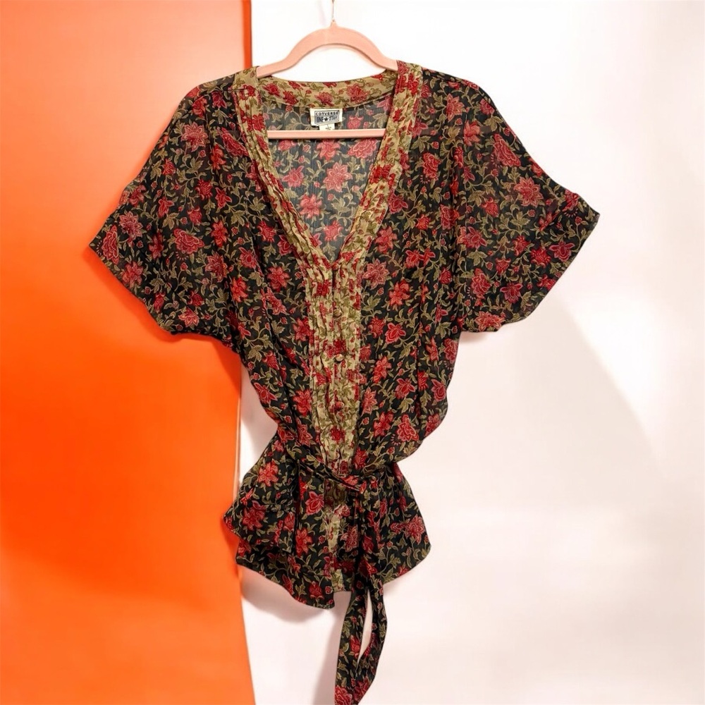 Converse Chiffon Floral V-Neck Tie-Waist Top Kimono Style Women’s Large Red